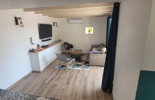 Hostun House | Gite Blanche Neige