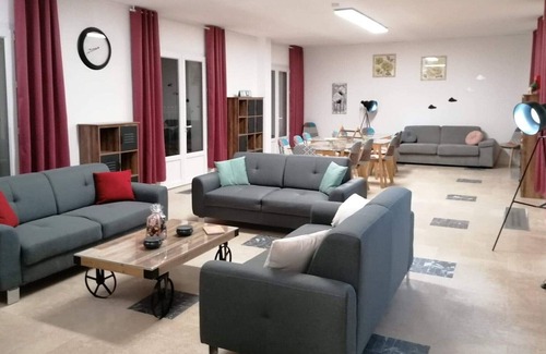 Chery Cottage | Gite Chéry, 4 bedrooms, 11 persons