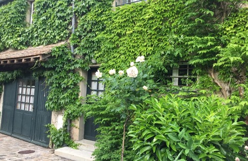 Fericy House | Gite de la Girafe