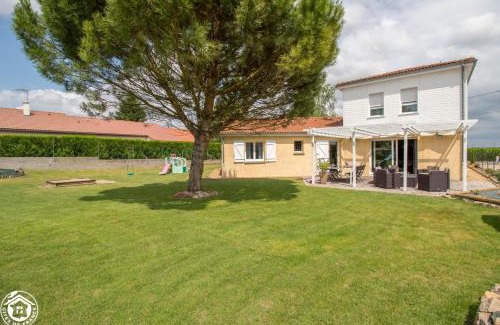 Saint-Ignat House | Gite de la plaine