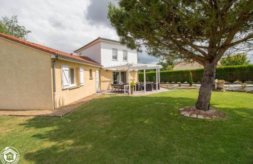 Saint-Ignat House | Gite de la plaine
