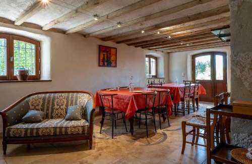Myans Apartment | Gite De Myans 15 Personnes
