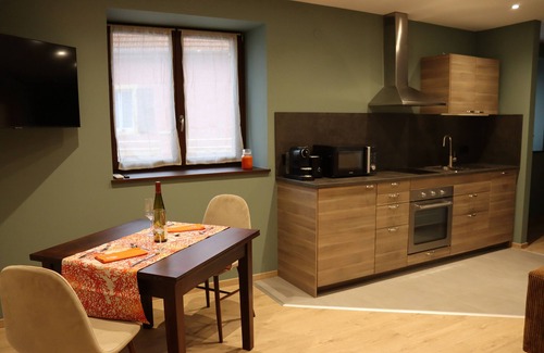Epfig Apartment | Gîte des Potiers - Beautiful apartment in Epfig with private garden