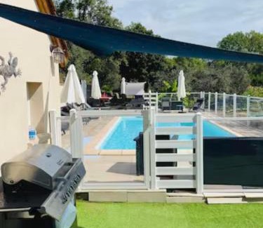 Carlux House | GITE des teilles