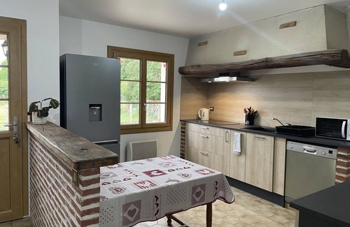 Dhuizon Cottage | Gite Dhuizon, 4 bedrooms, 10 persons