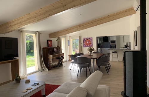 Saint-Just-de-Claix House | Gite Domaine Prashanti, à la Porte du Vercors, Avec Tennis Privé