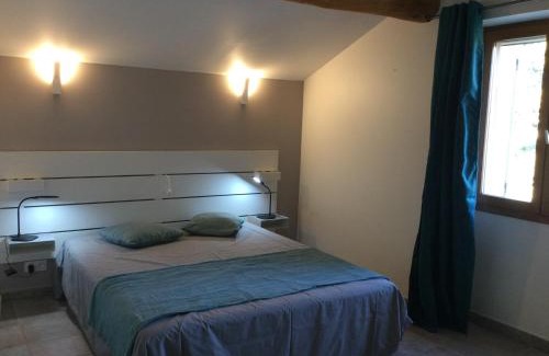 Tulette House | Gite du pont de l'hérein