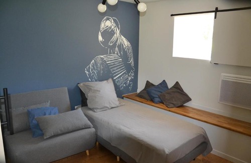 Salles-la-Source House | Gite Entre Causse et Vallon, tout confort pour 4 personnes dans grange rénovée au coeur de l'Aveyron