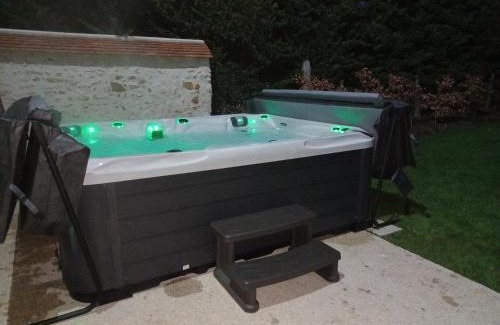 Chatillon-sur-Morin House | GITE ENTRE TERRES ET VIGNES à la ferme avec SPA privatif en CHAMPAGNE à une heure de Paris