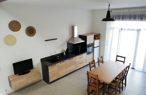 Hergugney House | Gîte for 4 to 6 people. Between Nancy and Épinal. Discover the city of landscapes