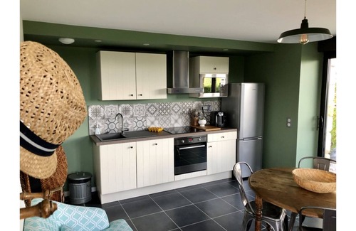 Coteaux Perigourdins Cottage | Gîte in stone house with swimming pool between sarlat and brive
