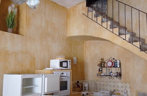 Vagnas House | Gite L'emiline en Ardèche Pour 2-4 Pers. à Vagnas Maison de Village Authentique