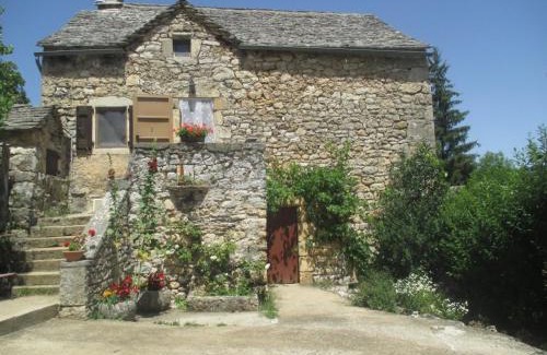 Saint-Pierre-des-Tripiers House | Gite l'anemone