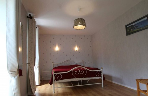 Sainte-Croix-Hague Cottage | Gite La Hague, 2 bedrooms, 4 persons