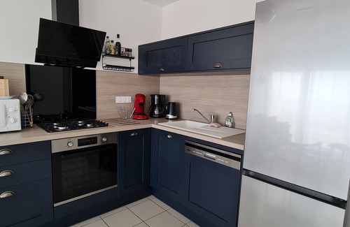 Cotentin Peninsula Cottage | Gite la mer, les pieds dans l'eau for 4 people