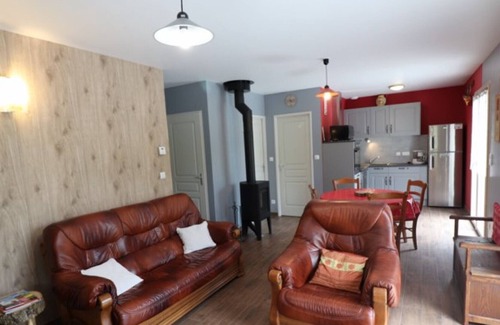 Lavigerie Cottage | Gite Lavigerie, 2 bedrooms, 4 persons