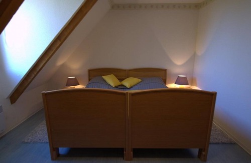 Mesnil-Saint-Pere Cottage | Gîte Le Port Mesnil - At the foot of the Lake and the Port
