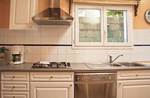 Jullouville House | Gite les Flots Bleus
