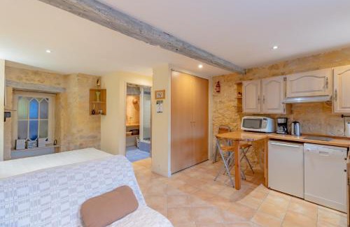 Sainte-Mondane Apartment | Gite Les Milandes