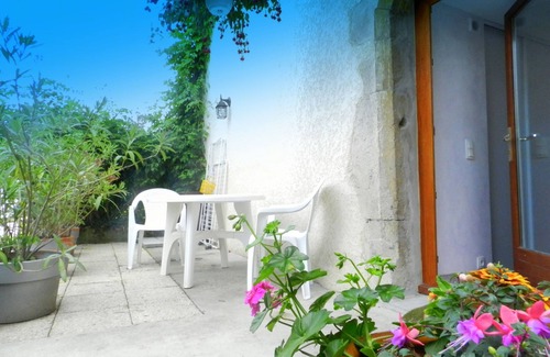 Sainte-Helene-du-Lac Apartment | Gite Les Platanes in STE HELENE DU LAC near the lake