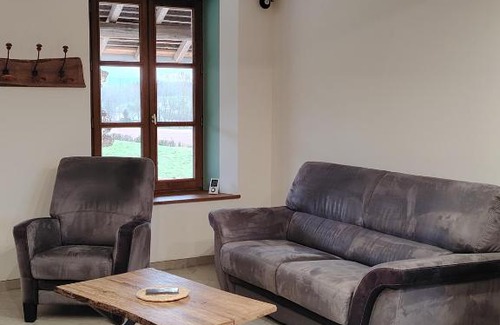 Lhuis House | Gite Les Platanes