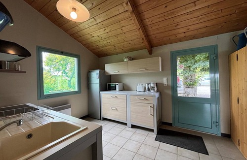 Louchy-Montfand Cottage | Gite Louchy-Montfand, 2 bedrooms, 4 persons