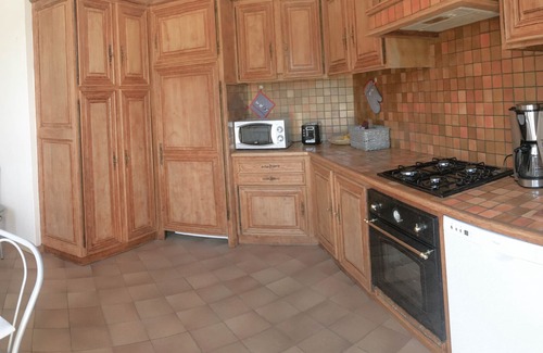 Blois House | Gite Médicis Blois Huge Trampoline Loire Valley Chateaux,Golf,Bike,Fine Dine