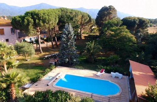 Palau-del-Vidre House | Gite Mas Des Ecureuils
