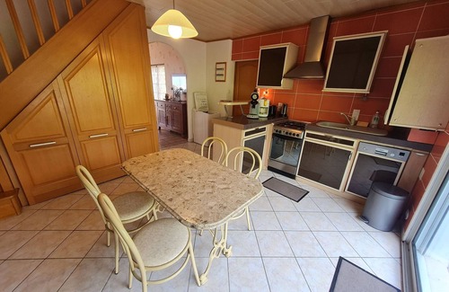 Mont-le-Vignoble Cottage | Gite Mont-le-Vignoble, 2 bedrooms, 4 persons