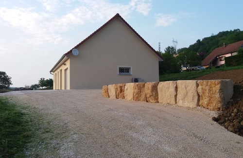 Quincerot House | Gite of the Val d'Armançon in BOURGOGNE