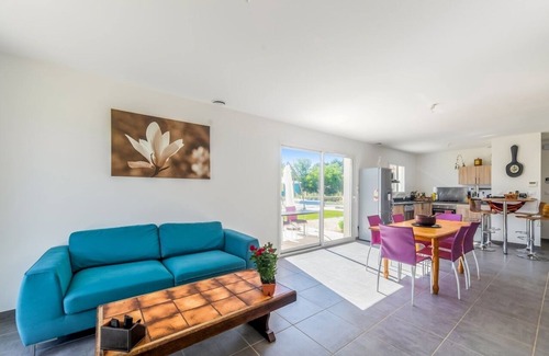 Saint-Andre-de-Cruzieres House | Gite sleeps 8 any comfort with swimming pool south Ardèche