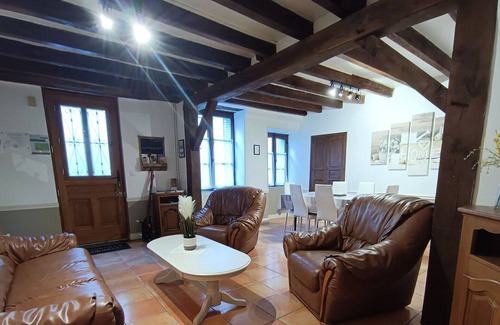 Saint-Benoit-du-Sault Cottage | Gite Saint-Benoît-du-Sault, 3 bedrooms, 6 persons