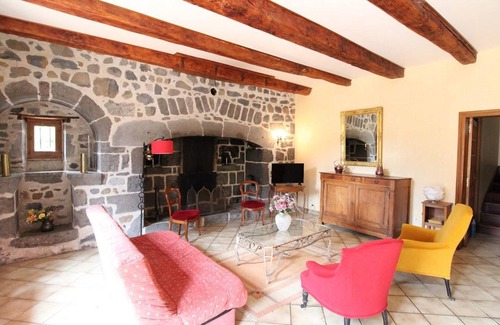 Saint-Chamant Cottage | Gite Saint-Chamant, 3 bedrooms, 6 persons