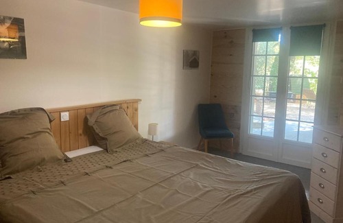 Saint-Laurent-de-Carnols House | GITE Sitio Nathalie et Jos