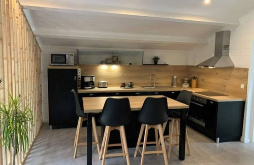 Campagnan House | Gîte with pool/spa and view near Pézenas between sea and lake