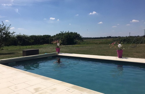 Montreuil-en-Touraine House | Gite with swimming pool in the countryside. Pets welcome!
