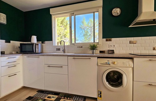 Flassans-sur-Issole Apartment | Gites in a green setting between sea and mountains in green Provence
