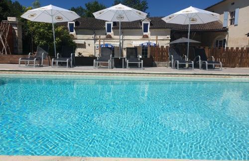 Vieux-Mareuil Apartment | Gites la Charrue