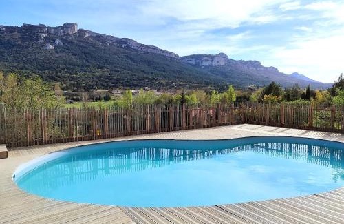 Rouffiac-des-Corbieres Ski Chalet | Gites Les Casots