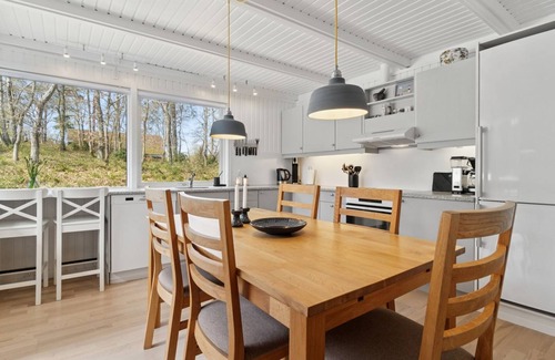 Ronne House | "Gjertrud" - 1km from the sea by Interhome