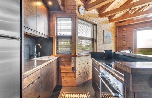 Blaskogabyggd Cabin | Glacier Lookout Lodge - Golden Circle