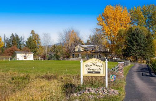 Kalispell House | Glacier-on-Ice