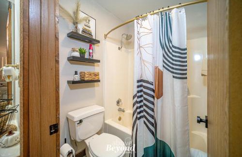 Morrisville Apartment | Glam Jam