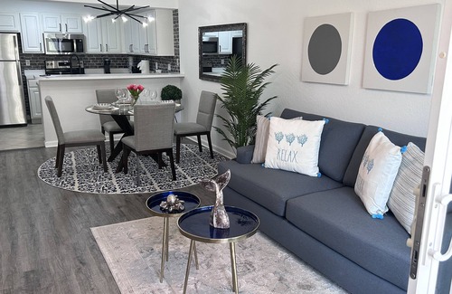 Winkler Apartment | Glamorous Fort Myers Getaway! Condo Resort Style!