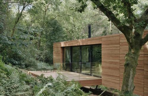 Tretes Cabin | Glamourous Kakek Bodo Lodge