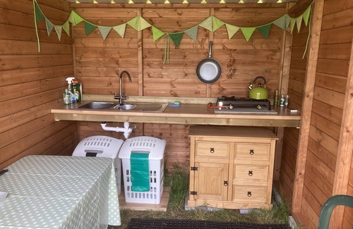 Westbrook Court Cabin | Glamping at The Homestead - Ensuite bell tent