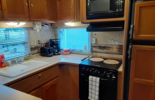 Sparta House | Glamping @ Calfkiller Campground
