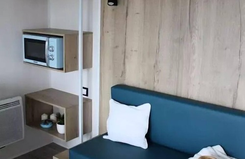Laussac Cabin | Glamping Kabine 22m2 (2 Schlafzimmer) - ohne Sanitäranlagen 5 Personen