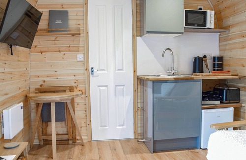 Chorlton-by-Backford Cottage | Glamping Pod 1 - UK49949