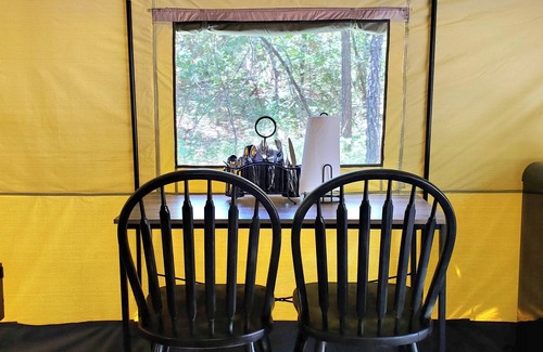 Murphy Apartment | Glamping Tent in The Woods